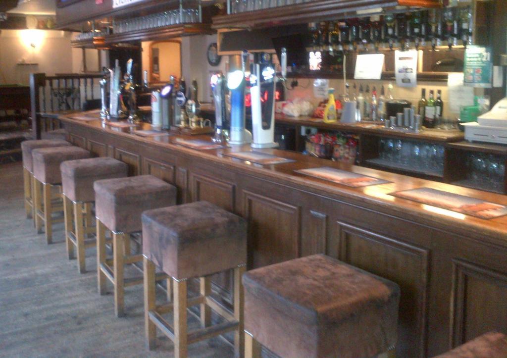 The Friar Tucks Hotel Gloucester Exterior foto
