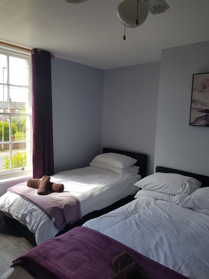 The Friar Tucks Hotel Gloucester Exterior foto